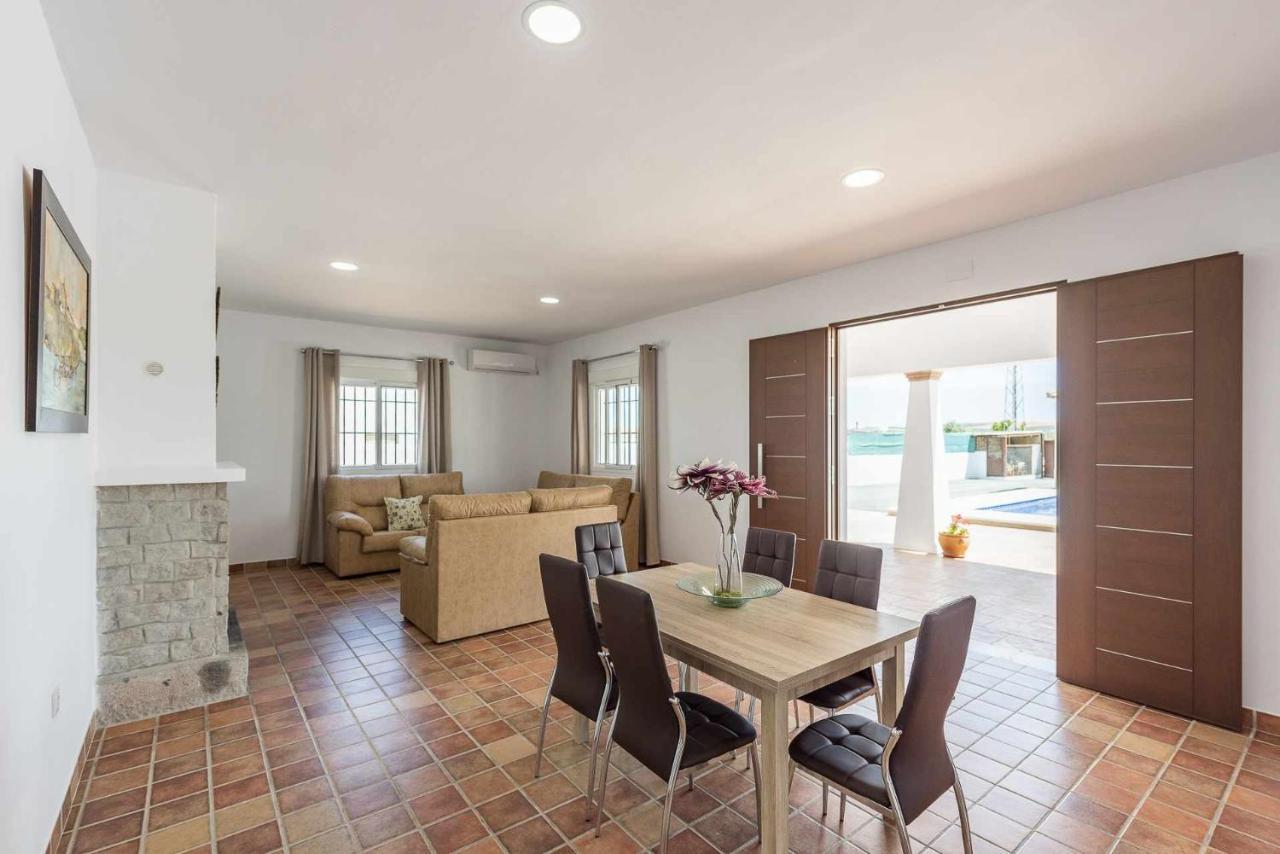 Casa Rural Brisa Del Valle La Puebla de Cazalla Luaran gambar